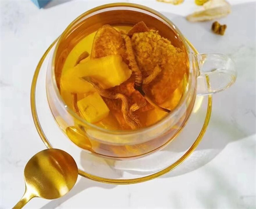 冬蟲(chóng)夏草營(yíng)養(yǎng)酒的制作方法 冬蟲(chóng)夏草怎么泡酒？