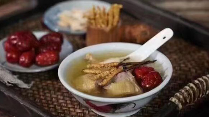 冬蟲夏草：辨清體質(zhì)，找準(zhǔn)適合的滋補人群